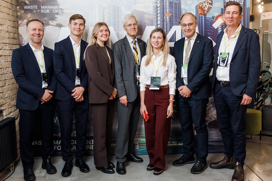 Delegation, from left: Erik Faxgård, Emil Sjöstedt, Hedvig Petersson, Weine Wiqvist, Olga Glazunova, Tony Clark, Pontus Förberg.